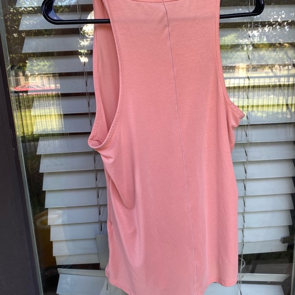 Nike Dri-FIT One Luxe Standard Fit Tank Top - Picture 3 of 5